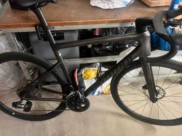 Gebrauchtes Specialized Tarmac SL8 Expert - SRAM Rival AXS 2024 2024 Road & Gravel