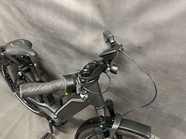 Riese & Müller Nevo Enviolo Hub Gear 2026 Urban usato, Grigio chiaro — immagine 5 di 17