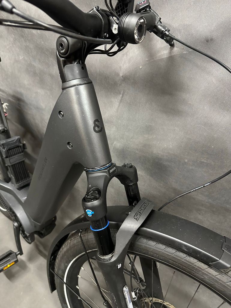 Riese & Müller Nevo Enviolo Hub Gear 2026 Urban usato, Grigio chiaro — immagine 12 di 17