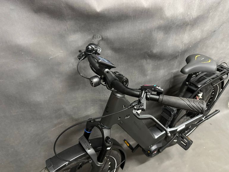Riese & Müller Nevo Enviolo Hub Gear 2026 Urban usato, Grigio chiaro — immagine 16 di 17