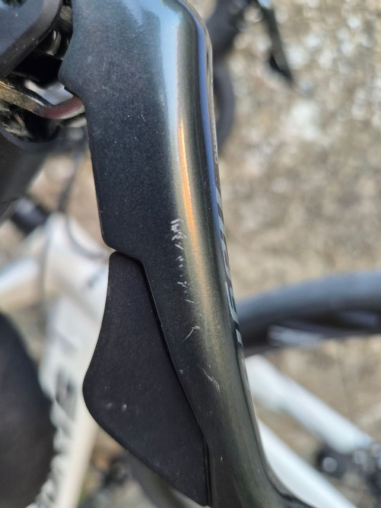 Adris Custom Shimano Tiagra 2025 Road & Gravel usato, Bianco — immagine 4 di 5
