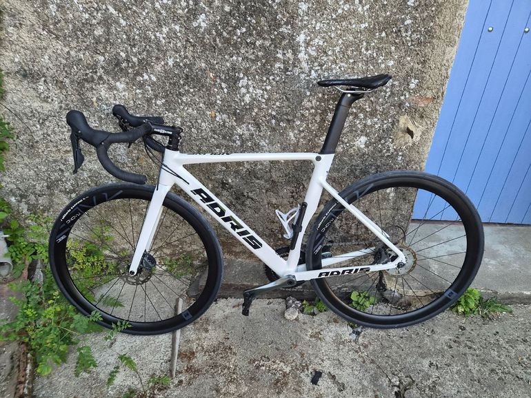Adris Custom Shimano Tiagra 2025 Road & Gravel usato, Bianco — immagine 2 di 5