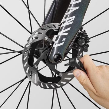 Used Canyon Aeroad CFR Di2 2025 2025 Road & Gravel, Black — image 6 of 7