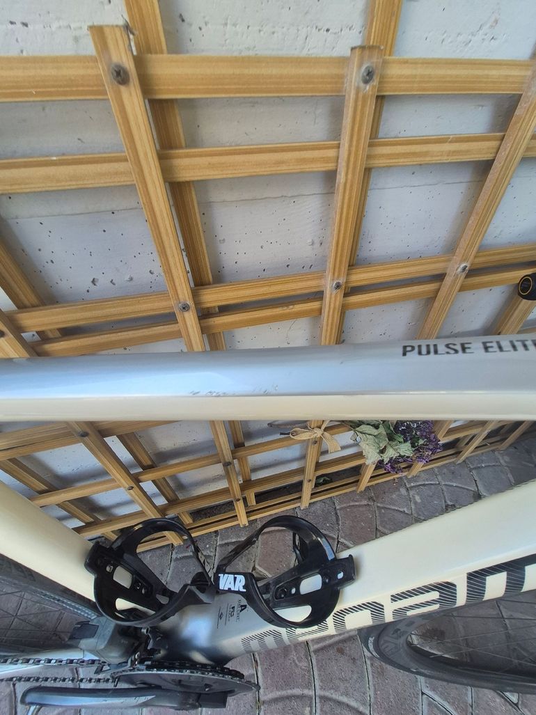 Použité Megamo Pulse SRAM Force eTap AXS 2024 Road & Gravel — obrázek 8 z 8