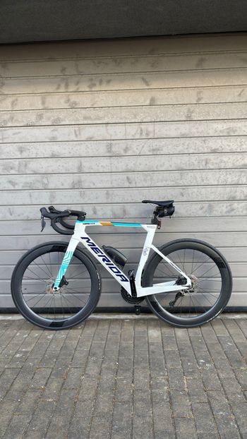 Käytetty Merida REACTO 6000 2025 2025 Road & Gravel — kuva 2 / 8