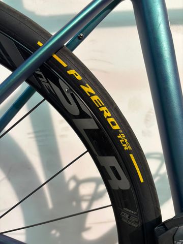Tweedehands Giant Advanced Pro 2023 Road & Gravel — afbeelding 8 van 13