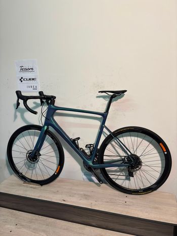 Giant Advanced Pro 2023 Road & Gravel usato, Blu — immagine 2 di 13