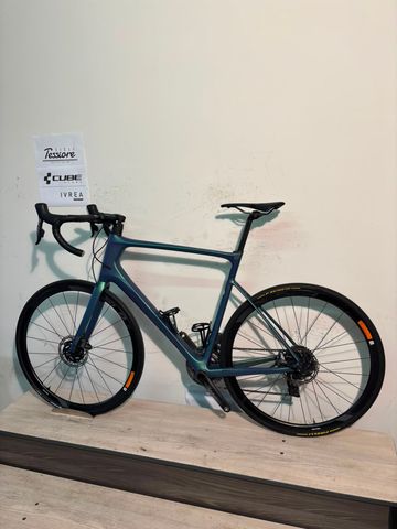 Tweedehands Giant Advanced Pro 2023 Road & Gravel — afbeelding 2 van 13
