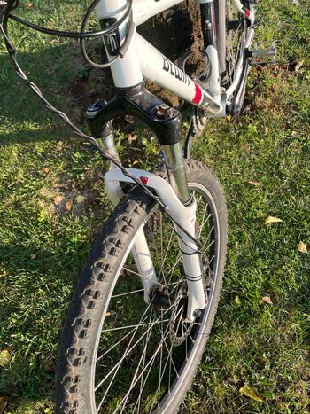 Gebrauchtes DECATHLON Custom SRAM X5 2012 Mountainbike, Weiß — Bild 3 von 7