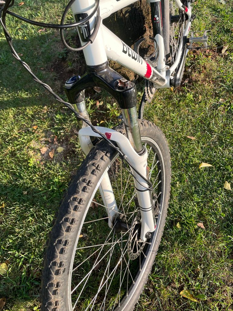 Gebrauchtes DECATHLON Custom SRAM X5 2012 Mountainbike, Weiß — Bild 3 von 7