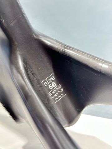 Used BMC Teammachine R 01 Frameset 2027 Frameset 2027 Road & Gravel, Black — image 9 of 10