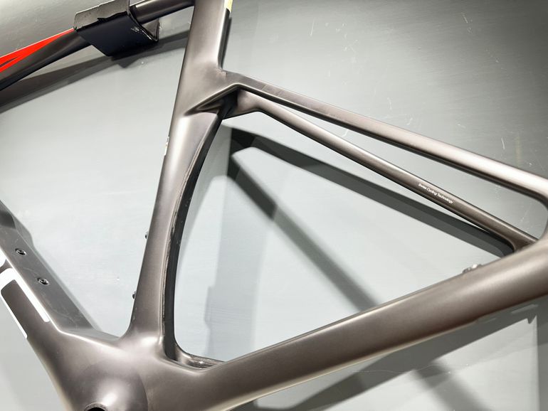 Brugt BMC Teammachine R 01 Frameset 2027 Frameset 2027 Road & Gravel — billede 3 af 11