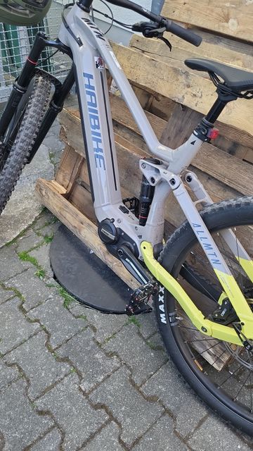 Used Haibike AllMtn 2 2022 2022 Mountainbike, Light Gray, 29 — image 4 of 4