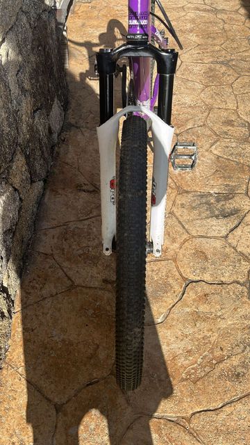 Použité Commencal Absolut 2010 Mountainbike — obrázek 5 z 9