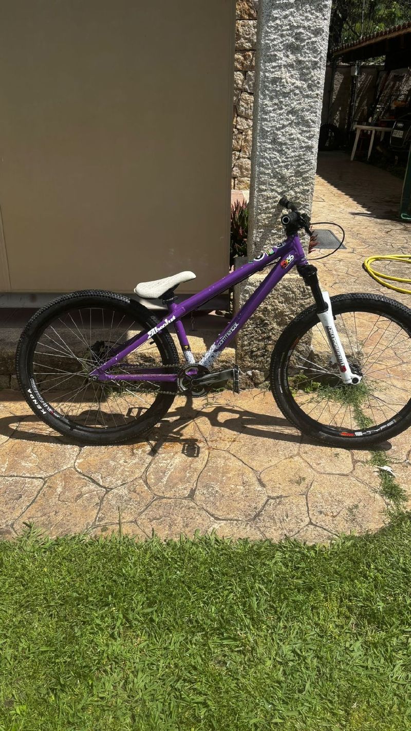 Used Commencal Absolut 2010 MTB