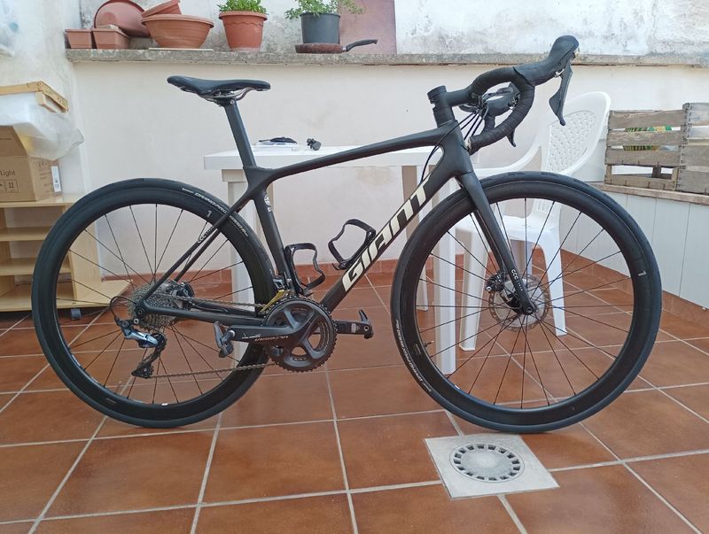 Used Giant TCR Advanced Pro Team Disc 2021 2021 Road & Gravel