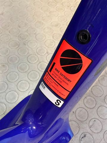 Canyon Aeroad CF SLX 8 2023 Frameset 2023 Road & Gravel usato, Blu — immagine 5 di 16