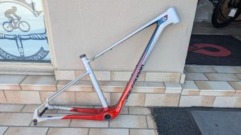 Lee Cougan Custom Frameset 2026 VTT d'occasion