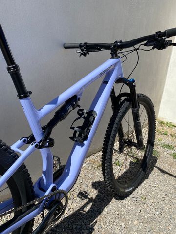 Used Specialized Epic 8 EVO Comp 2024 2024 Mountainbike, Purple, 29 — image 3 of 7