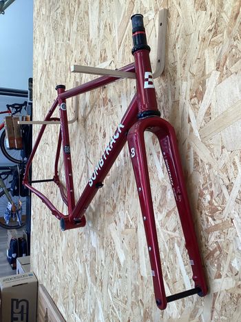 Bombtrack HOOK 2024 Frameset 2024 Road & Gravel usato, Rosso — immagine 2 di 7