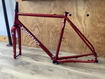 Bombtrack HOOK 2024 Frameset 2024 Road & Gravel usato, Rosso — immagine 6 di 7