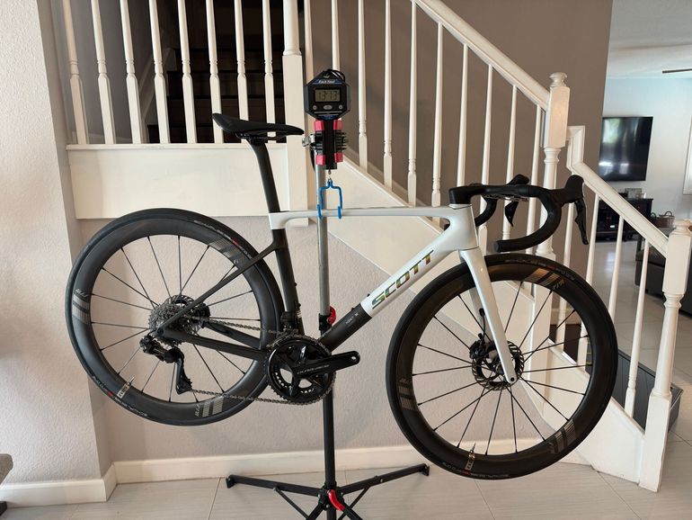 Used Scott Addict RC Pro 2026 2026 Road & Gravel, White — image 10 of 11
