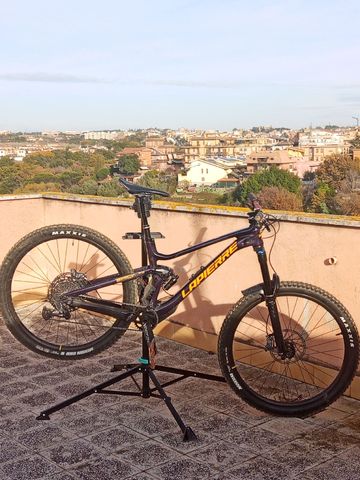 Tweedehands Lapierre Spicy CF 6.9 2023 2023 Mountainbike — afbeelding 5 van 6