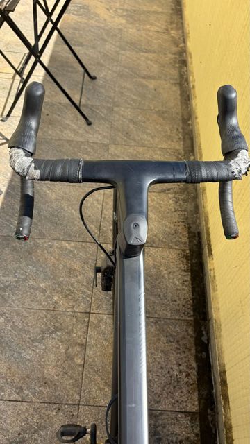 Tweedehands Canyon Ultimate CF SL 7 Disc 2021 2021 Road & Gravel — afbeelding 3 van 8