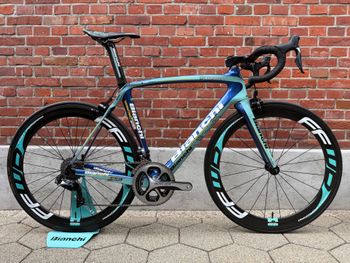 Used Bianchi Oltre Shimano Dura Ace Di2 2016 Road & Gravel