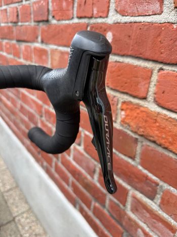 Used Bianchi Oltre Shimano Dura Ace Di2 2016 Road & Gravel, Green — image 5 of 16