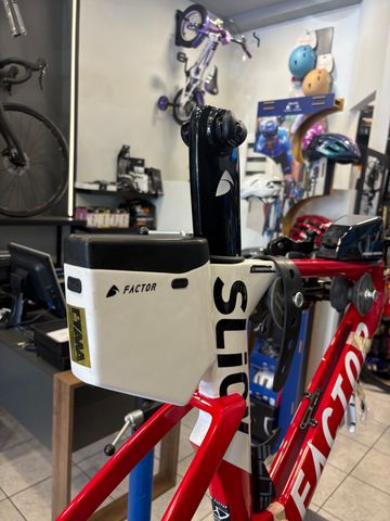 Used Factor SLiCK Frameset Premium 2023 Frameset 2023 Road & Gravel, Red — image 4 of 8