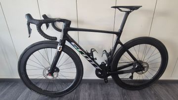 Gebrauchtes Scott Addict RC Ultimate 2020 2020 Road & Gravel, Schwarz — Bild 2 von 5