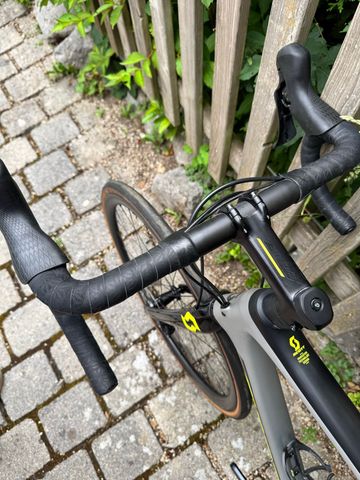 Gebrauchtes Scott Addict RC Pro Disc 2019 2019 Road & Gravel, Hellgrau — Bild 6 von 6