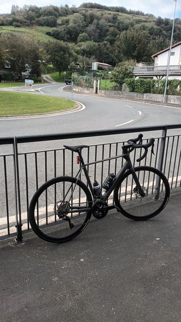 Used Orbea ORCA M30 2025 2025 Road & Gravel, Black — image 4 of 4