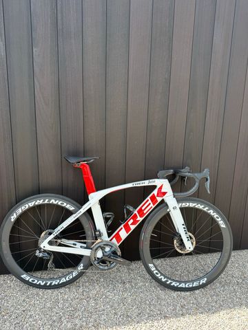 Trek Madone SLR 9 Gen 6 2021 2021 Road & Gravel usato