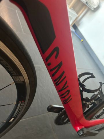 Canyon Aeroad CF SLX 8.0 2018 2018 Road & Gravel d'occasion — image 6 sur 7