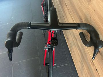 Canyon Aeroad CF SLX 8.0 2018 2018 Road & Gravel d'occasion — image 3 sur 7