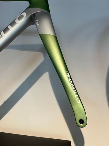 Pinarello Crossista F9 2025 Frameset 2025 Road & Gravel d'occasion — image 5 sur 6