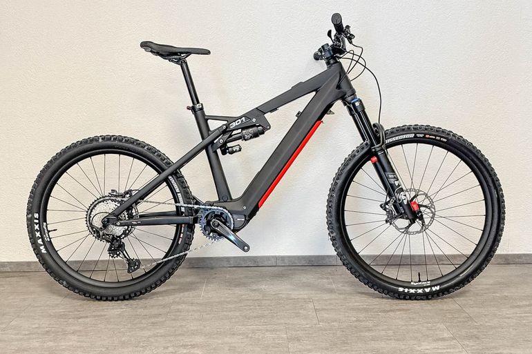 mtb reifen für strasse und leichtes gelände Schwalbe Smart Sam Fahrradreifen – Allround-Reifen mit ADDIX, SBC oder Black'n'Roll Compound – Straße, Schotter & – RaceGuard, K-Guard oder Performance Version Sport & Freizeit Mercury-250HP-Verado-6-CYL-2019 Color:0010 1626 - Grey Polar - Blue Flash Wasserabweisende Fahrradtasche mit Handyhalterung,