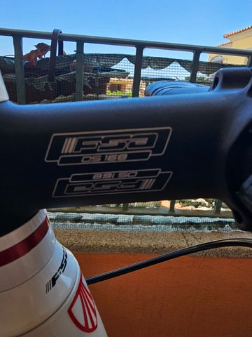 Tweedehands Trek Madone 2.1 H2 Compact 2015 2015 Road & Gravel — afbeelding 7 van 15