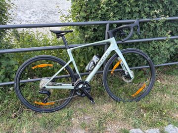 Used Scott Addict 40 2026 2026 Road & Gravel, Green — image 1 of 3