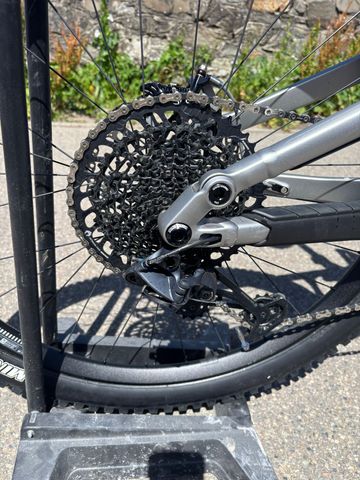 Tweedehands Commencal META SX TEAM 2022 2022 Mountainbike — afbeelding 11 van 17