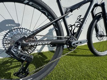 Brugt Specialized Epic World Cup Expert 2024 2024 Mountainbike — billede 2 af 6