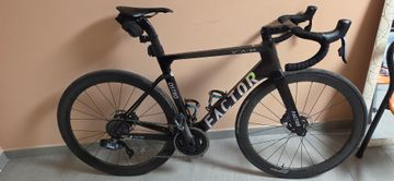 Factor OSTRO VAM 2022 2022 Road & Gravel de segunda mano, Negro — imagen 1 de 6