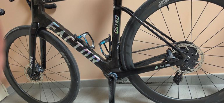 Brugt Factor OSTRO VAM 2022 2022 Road & Gravel — billede 6 af 6