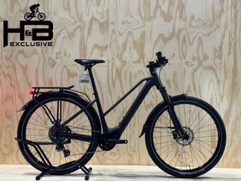 Orbea Kemen Mid SUV 40 Shimano Deore 2023 Urbain & Touring d'occasion