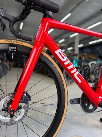 BMC Teammachine SLR01 THREE 2021 2021 Road & Gravel usato, Rosso — immagine 17 di 24