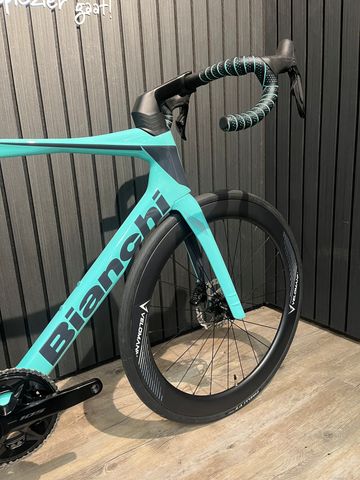 Gebrauchtes Bianchi Oltre Comp 105 Di2 2024 2024 Road & Gravel, Grün — Bild 3 von 8