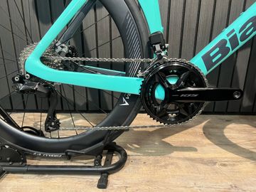 Gebrauchtes Bianchi Oltre Comp 105 Di2 2024 2024 Road & Gravel, Grün — Bild 2 von 8
