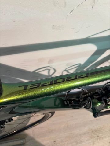 Giant Propel Advanced Pro 0 2020 2020 Road & Gravel usato, Verde — immagine 4 di 12